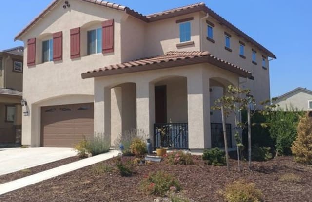 2047 Ready Drive - 2047 Ready Drive, Woodland, CA 95776