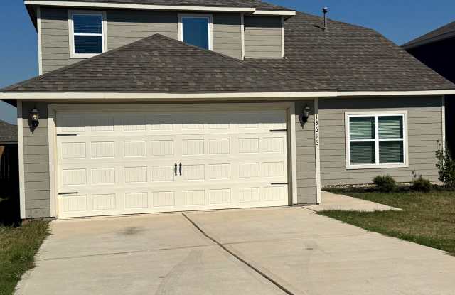13616 Roosevelt Arch Drive Gallery 1