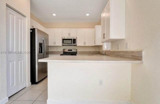 11068 W 33rd Ct Gallery 3