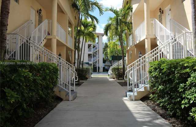 6962 NW 179th St photos photos