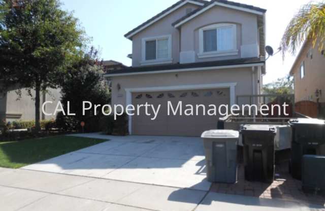 3 Bedroom with loft near Alvarez High School - 1818 Hemingway Drive, Salinas, CA 93906