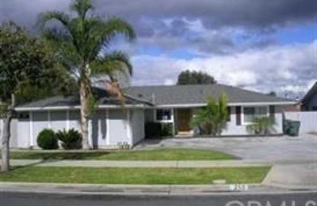 255 E Monterey Road - 255 East Monterey Road, Corona, CA 92879