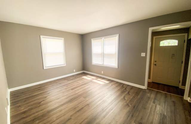 4 Bedroom Single Family Gallery 4