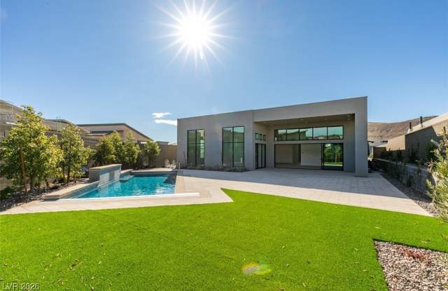 10710 Agate Cliffs Avenue photos photos