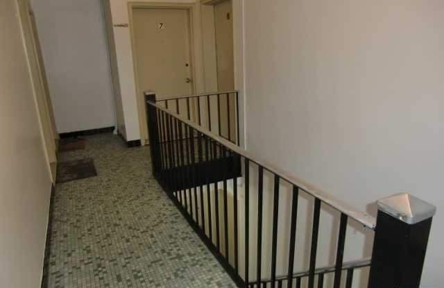 44 Dempsey Avenue Gallery 4