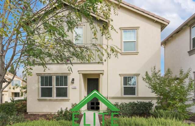 Welcome to this stunning highly upgraded home! Very enjoyable open floorplan! Great location! - 1356 Ironside Place, Roseville, CA 95747