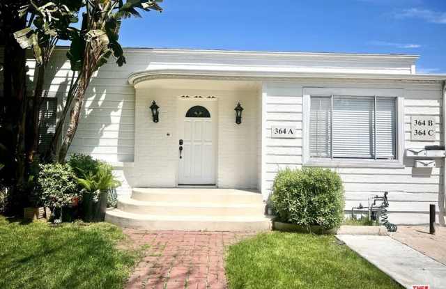 364 N San Vicente Blvd unit: B - 364 North San Vicente Boulevard, West Hollywood, CA 90048