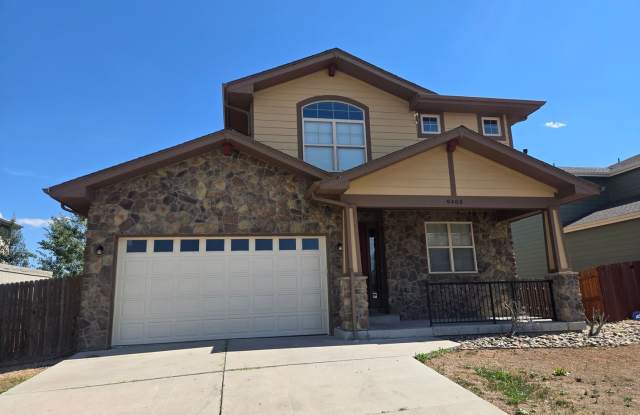Spacious 3-Bedroom Home with Office, Loft photos photos