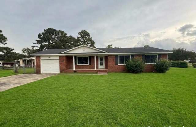306 Tall Pine Road Gallery 1