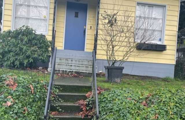 6216 17th Ave NW - 6216 17th Avenue Northwest, Seattle, WA 98107