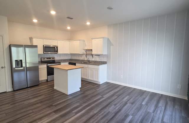 3519 Cardinal Drive Gallery 4