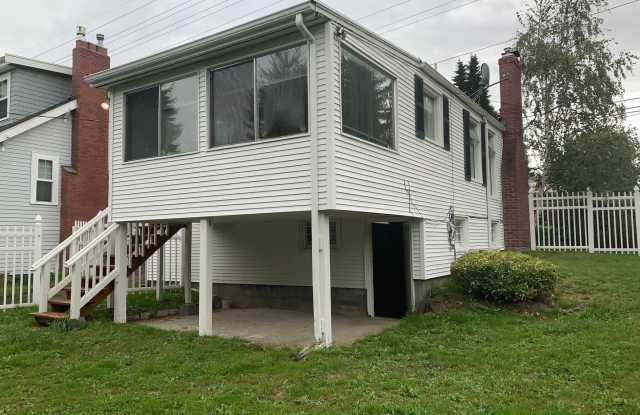 9601 8th Avenue NE Gallery 2