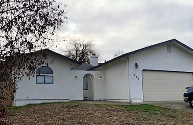 823 Spaniel Drive - 823 Spaniel Drive, Redding, CA 96003