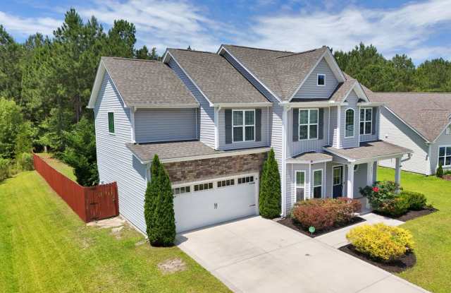 4 bedroom 2.5 bathroom home close to beaches, shopping, and Marine Corps Bases. photos photos 4 bedroom 2.5 bathroom home close to beaches, shopping, and Marine Corps Bases. photos photos