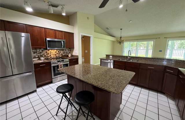 4750 HAMLETS GROVE Drive Gallery 2