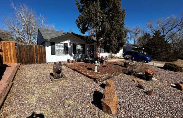3 Bed 1 Bath Home In Park Hill!! Gallery 3