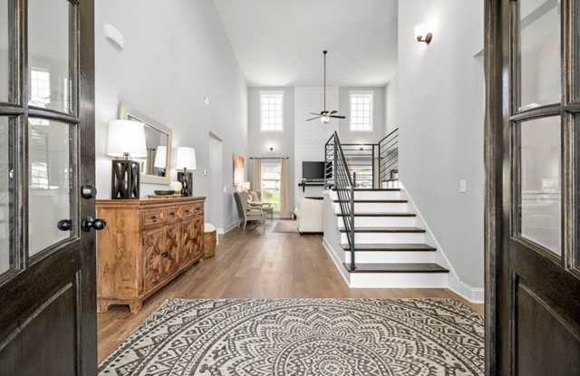 1543 Amblewood Way Gallery 2