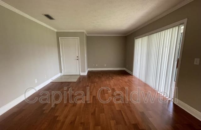 13686 Orange Sunset Dr Gallery 3