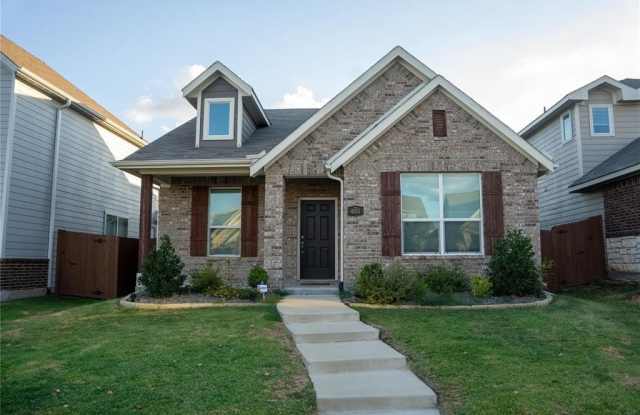 4015 Aurora Lane photos photos