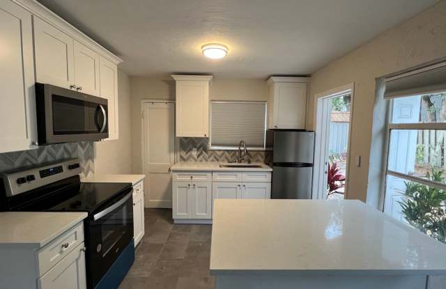 1-Bedroom 1-Bath Detached House – Mills50/Downtown Orlando/Colonitaltown Gallery 3