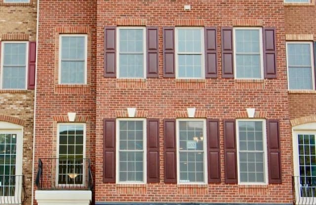 42639 LANCASTER RIDGE TERRACE - 42639 Lancaster Ridge Ter, South Riding, VA 20152