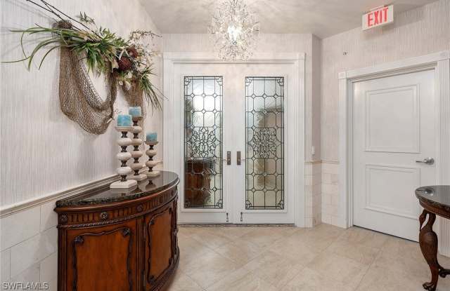 6081 Silver King Boulevard unit: 503 Gallery 4