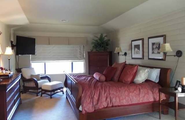 1143 E Sunburst Lane Gallery 4