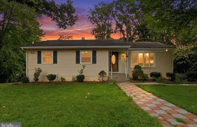 131 CASMAR Street SE photos photos 131 CASMAR Street SE photos photos