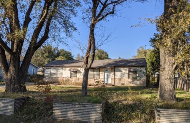 1626 E 43rd St S - 1626 East 43rd Street South, Wichita, KS 67216