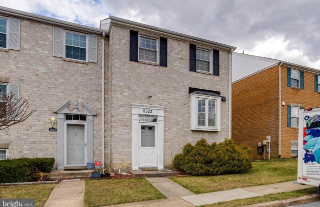 8522 PINE RUN COURT photos photos