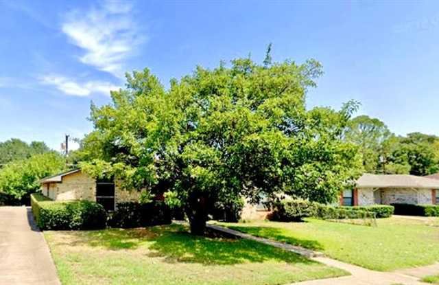 1413 Blackwell Drive - 1413 Blackwell Drive, Irving, TX 75061