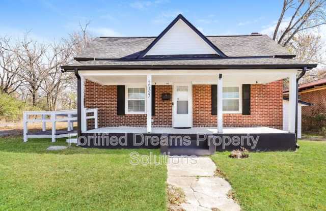 235 S. English St - 235 South English Street, Greensboro, NC 27401