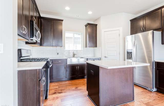 1912 Dinsdale Ln Gallery 3