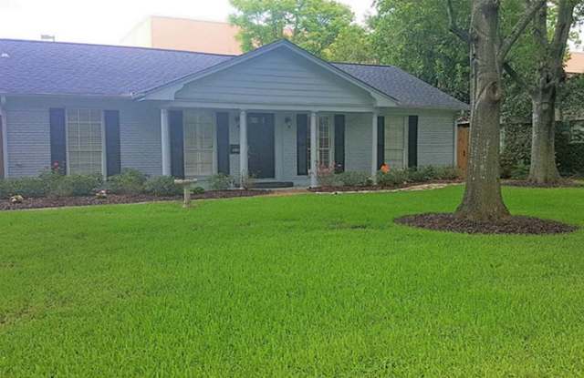 9626 Val Verde St - 9626 Val Verde Street, Houston, TX 77063