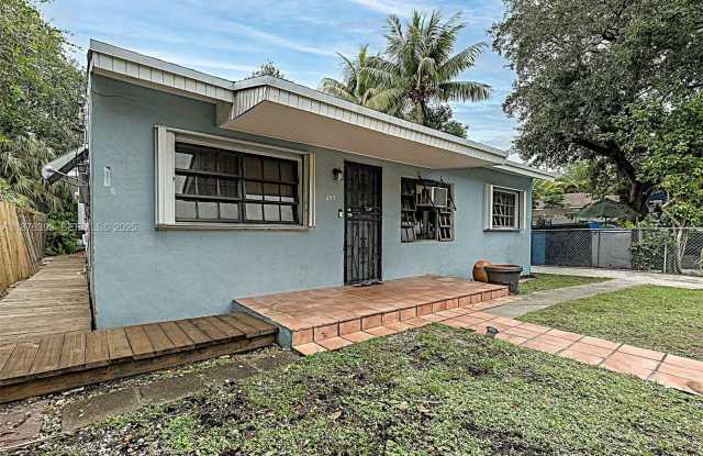 259 NE 56 photos photos 259 NE 56 photos photos