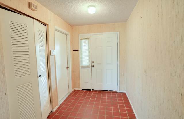 2634 Shadybranch Drive Gallery 4