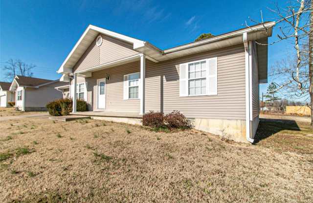 185 Terrell Gallery 3