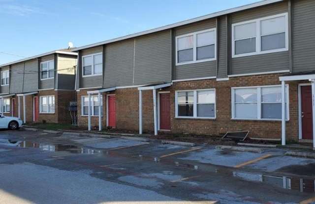 811 N Spears Street - 811 North Spears Street, Alvarado, TX 76009