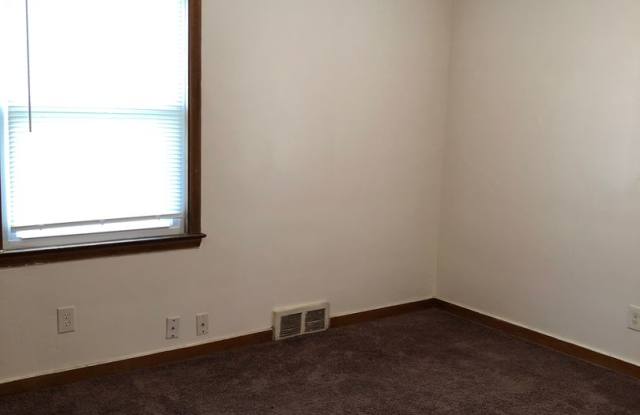 Spacious 2 Bed House!! photos photos