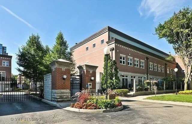1521 S Indiana Avenue photos photos