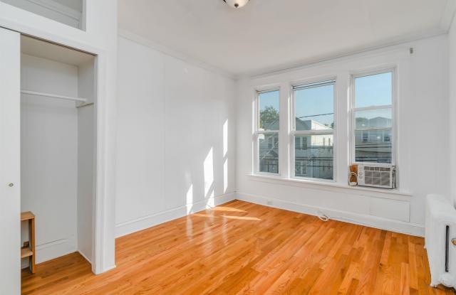 309 CATOR AVE Gallery 1