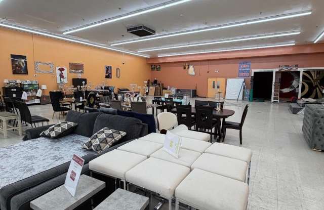 3115 W 9TH Street Gallery 4