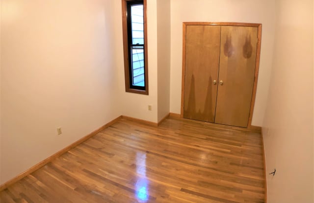 616 Broadway - 616 Broadway, Bayonne, NJ 07002