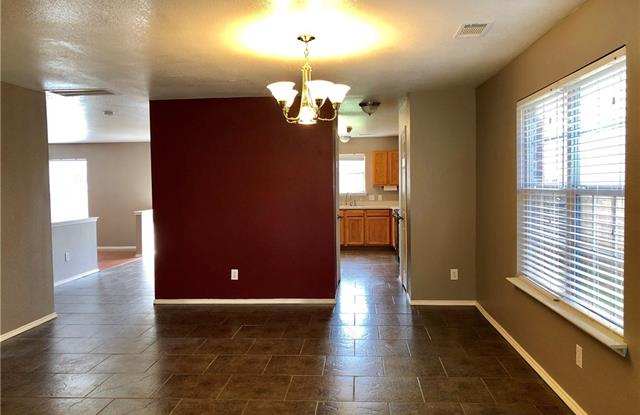 5016 Raymond Drive Gallery 4