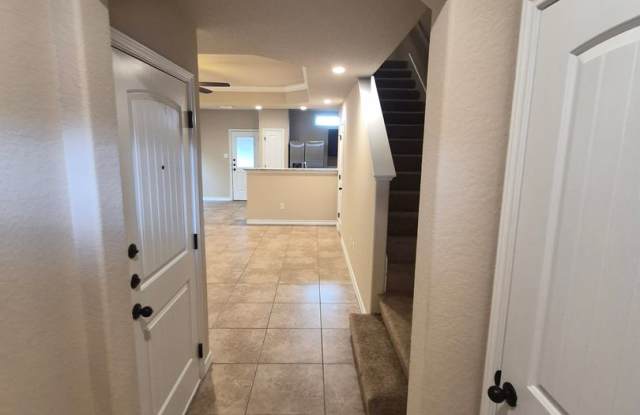13915 Annas Way #101, San Antonio, TX. 78233 Gallery 3