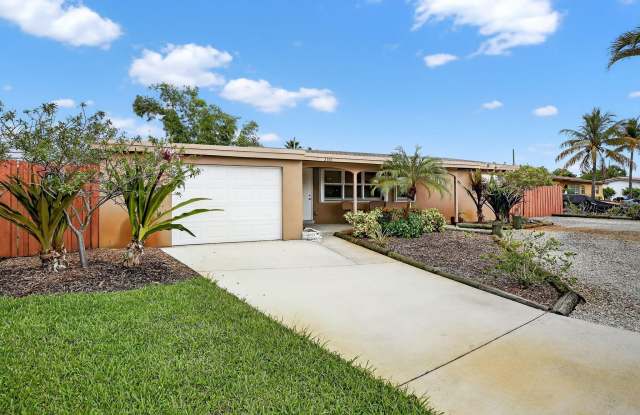 3761 SW 18 Street photos photos
