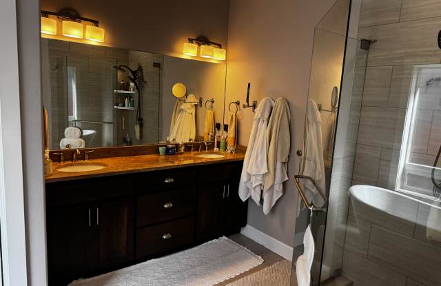 2992 Chapman Ln photos photos