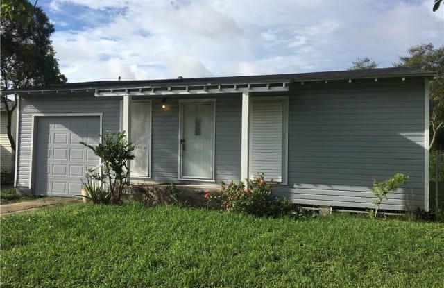 1722 Tarlton St - 1722 Tarlton St, Corpus Christi, TX 78404