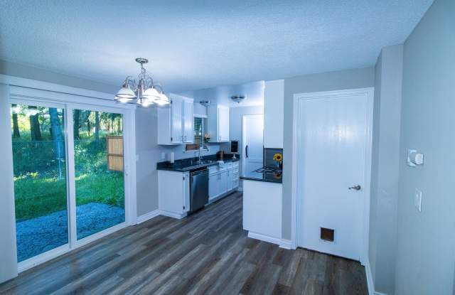 2812 145th St E - 2812 145th Street East, Parkland, WA 98445