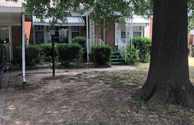 Charming 3‑Bedroom Home in Quiet NW OKC Neighborhood photos photos